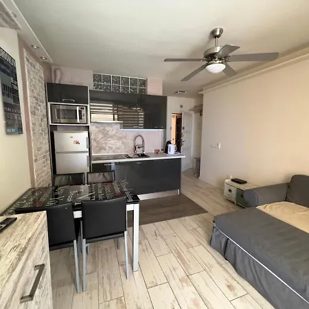 דירה Golden Paradise Seaview אדחה